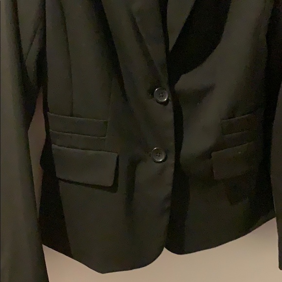 Banana Republic Black Blazer - Picture 3 of 6